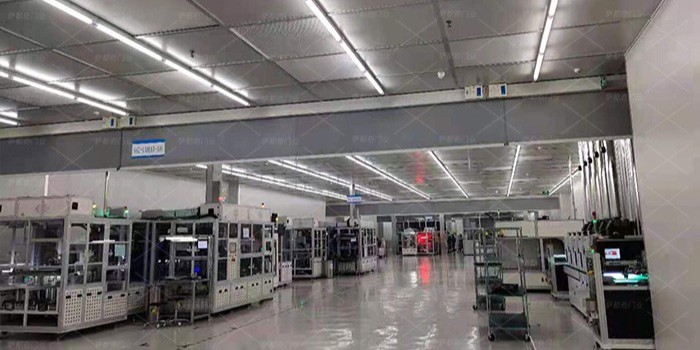 電動柔性煙垂壁主要構成部分參數(shù)介紹